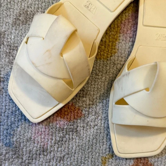 Zara Women's Cream Woven Slide Sandals - Picture 3 of 3